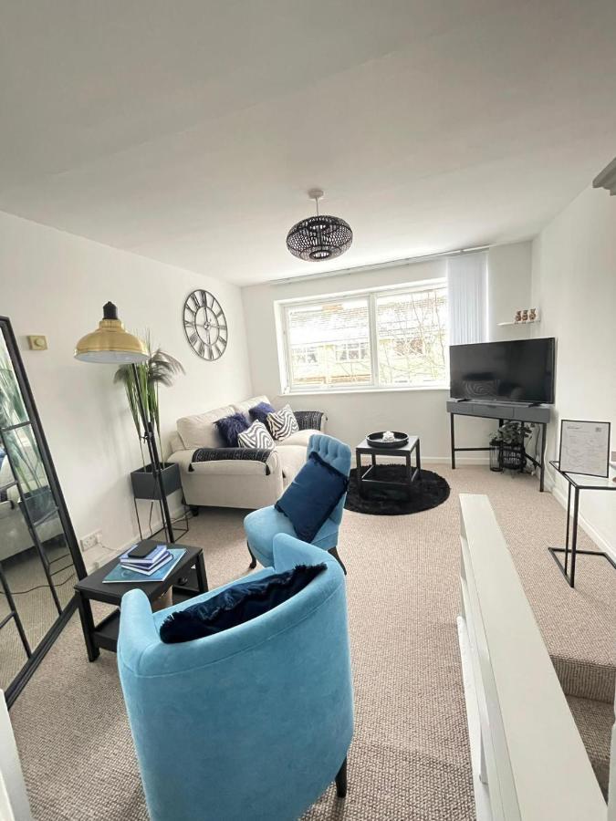 קאמברידג' Lovely 1 Bed Home Near Hospital, With Parking & Garden Work Contractor Leisure, Sapphire מראה חיצוני תמונה