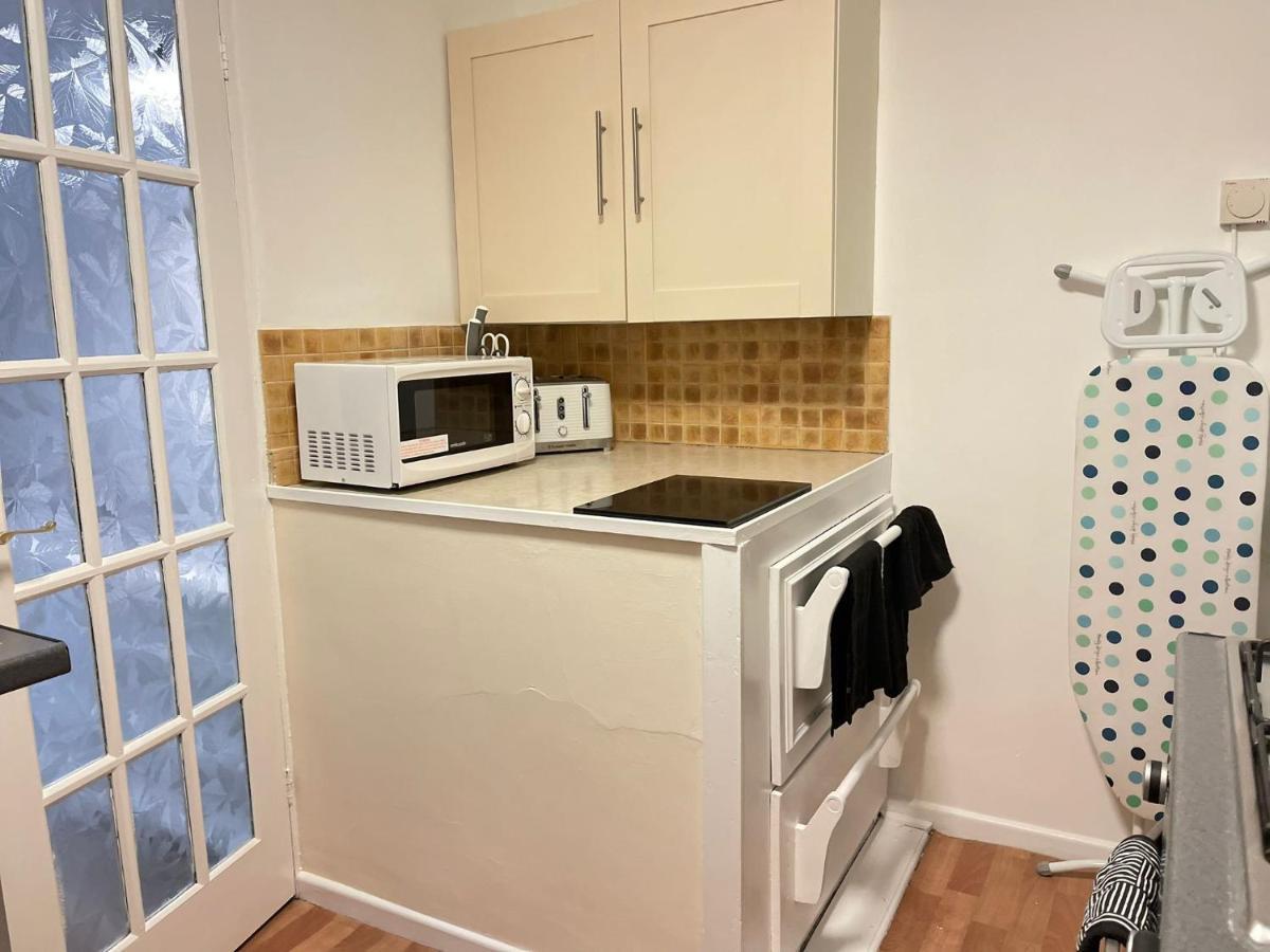 קאמברידג' Lovely 1 Bed Home Near Hospital, With Parking & Garden Work Contractor Leisure, Sapphire מראה חיצוני תמונה