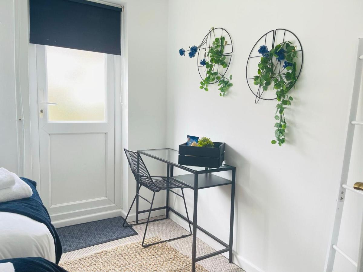 קאמברידג' Lovely 1 Bed Home Near Hospital, With Parking & Garden Work Contractor Leisure, Sapphire מראה חיצוני תמונה